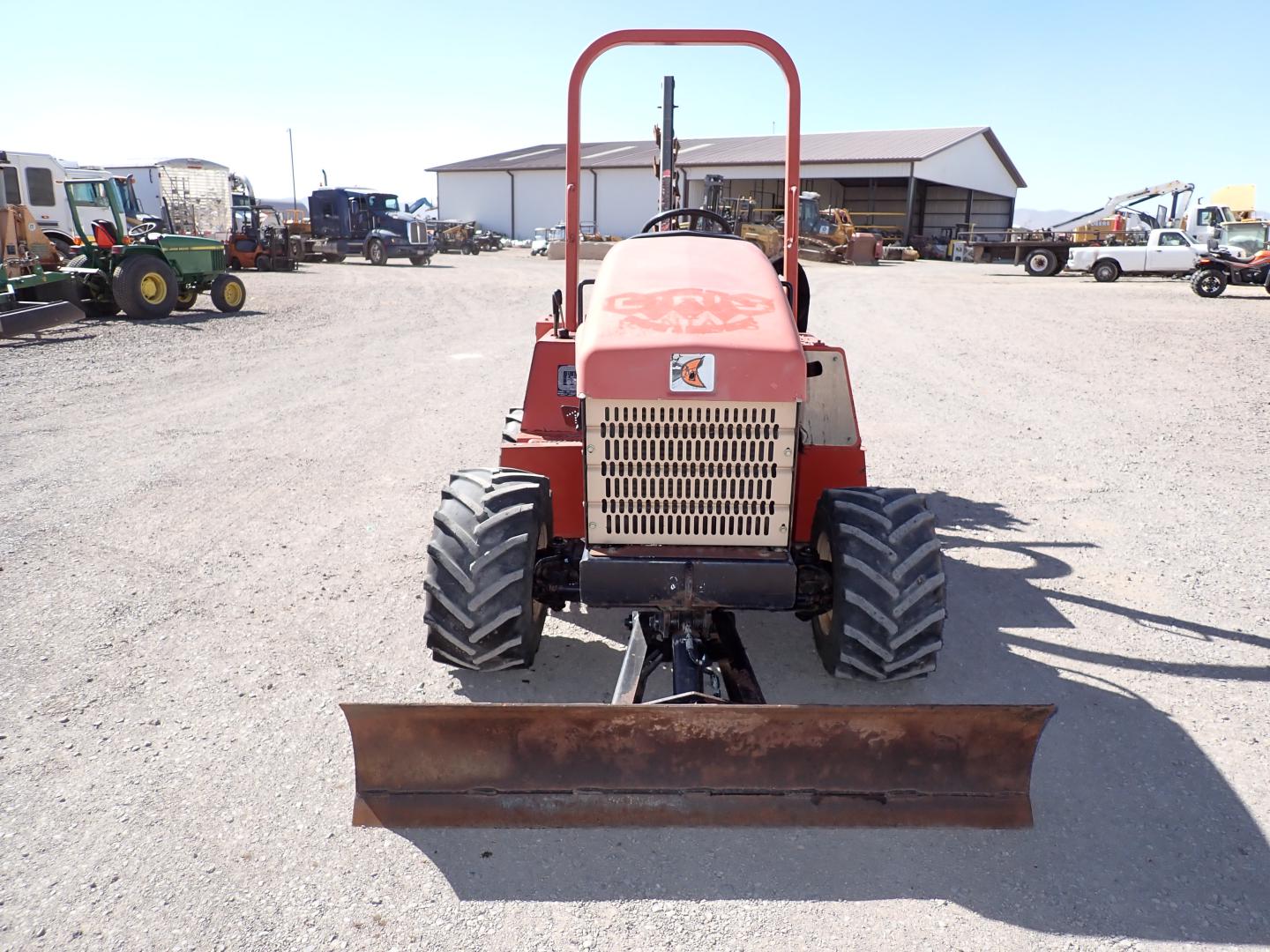 ./imagenes/INVOICE/2019/16495/ZANJADORA DITCH WITCH_RT45 (11).JPG